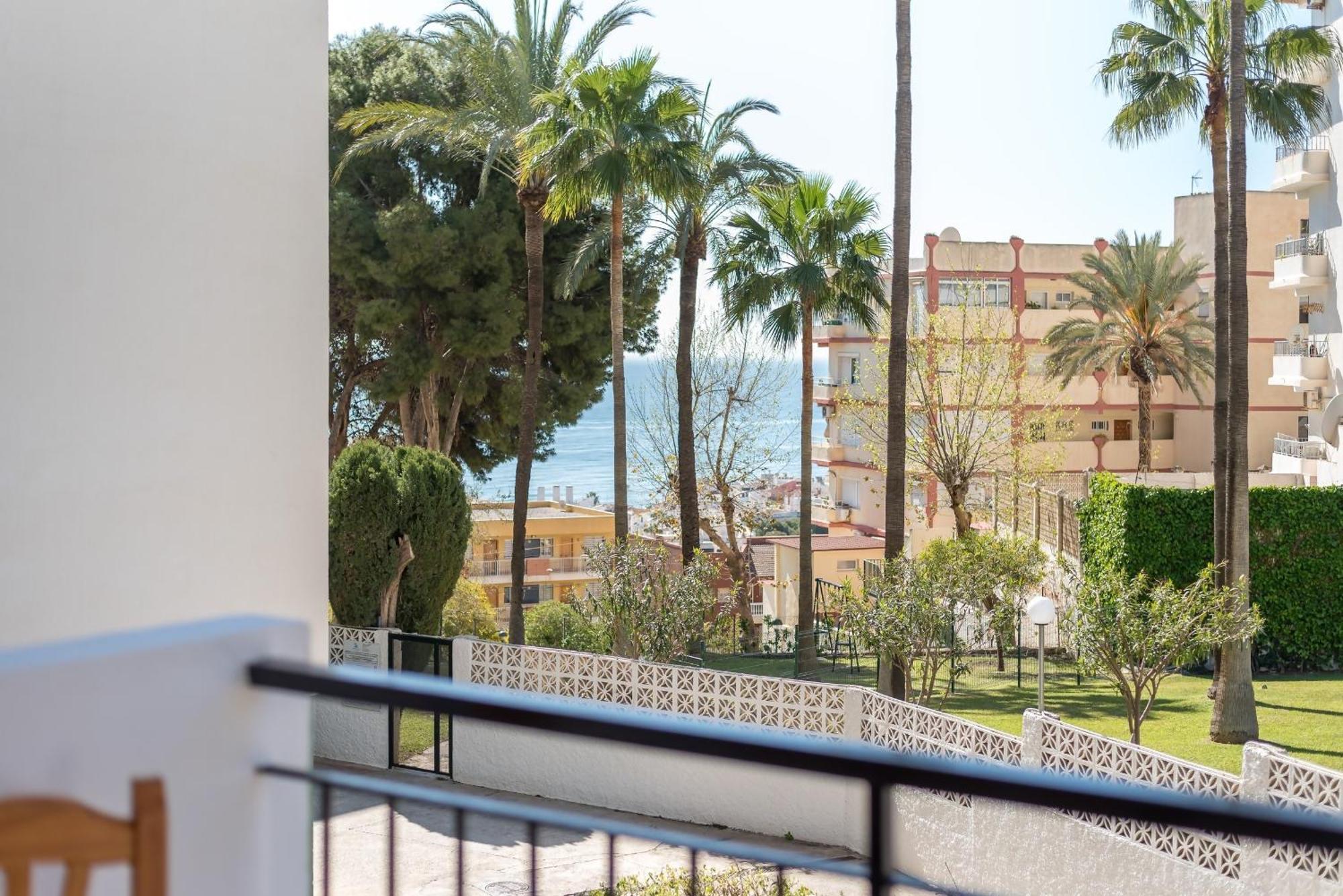 Torremolinos Yellow Fabuloso Andra Zewnętrze zdjęcie