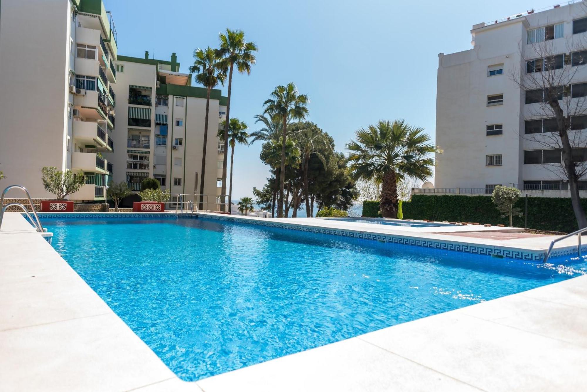 Torremolinos Yellow Fabuloso Andra Zewnętrze zdjęcie
